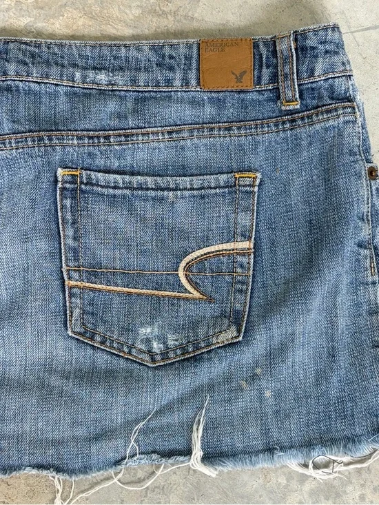 American Eagle Outfitters Distressed Denim Mini Skirt - Blue Wash - Size 12 - Picture 6 of 10
